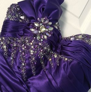 Riva Designs - Prom Dress